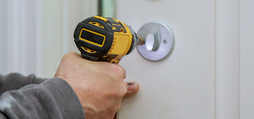 Street Locksmith For Smart Lock Repair in Lemoore, CA